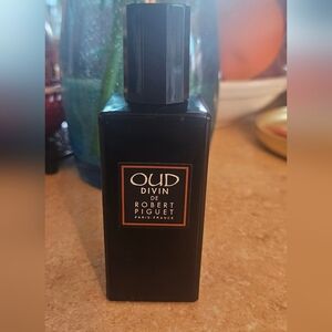 Robert Piguet Oud Divin Perfume 100ml